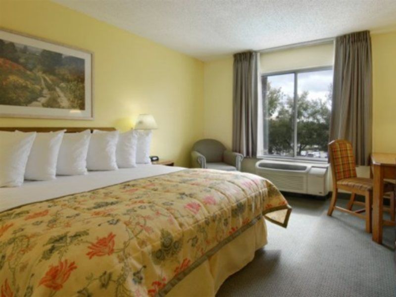 Orlando Inn Near International Drive Williamsburg Ngoại thất bức ảnh