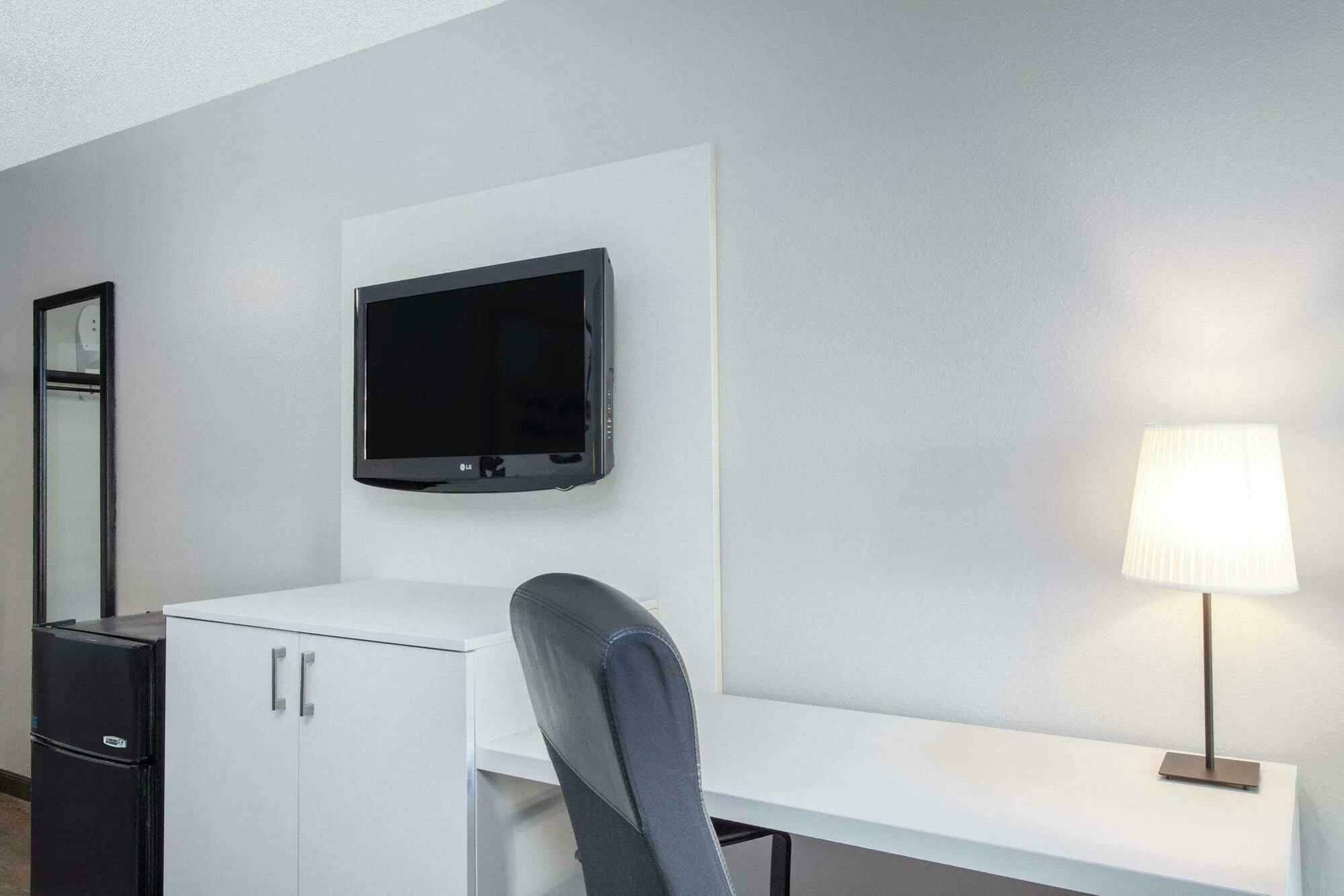 Orlando Inn Near International Drive Williamsburg Ngoại thất bức ảnh